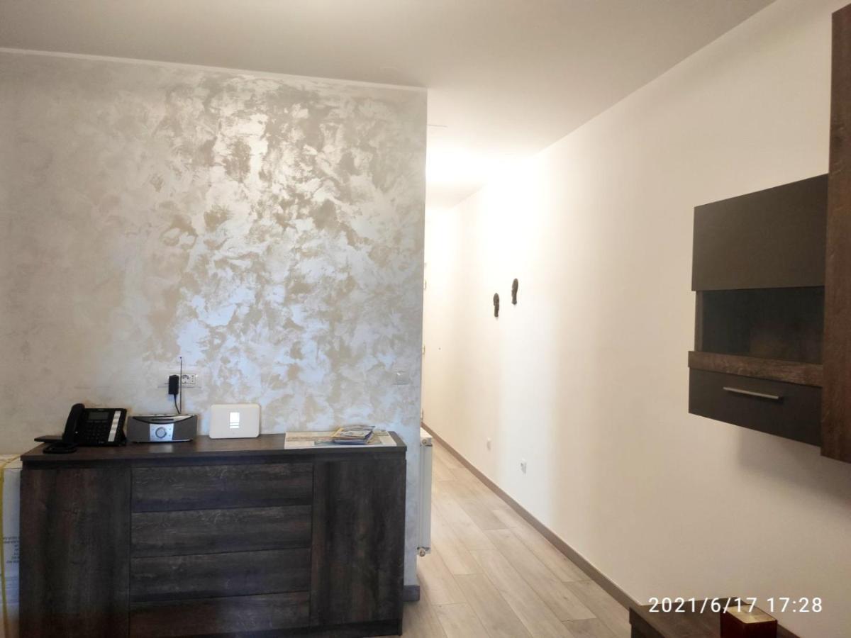 Apartment Nevera Rijeka Ngoại thất bức ảnh
